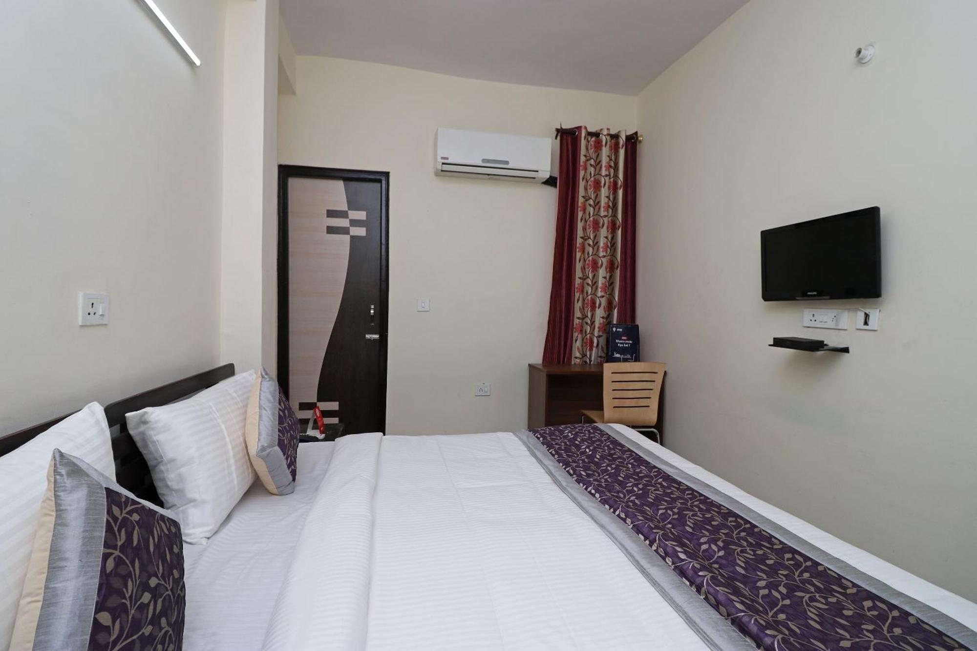 OYO 10663 Homestead Noida Exterior foto